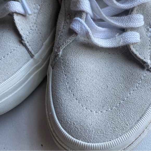 Converse  White and TanSneakers - Picture 10 of 10